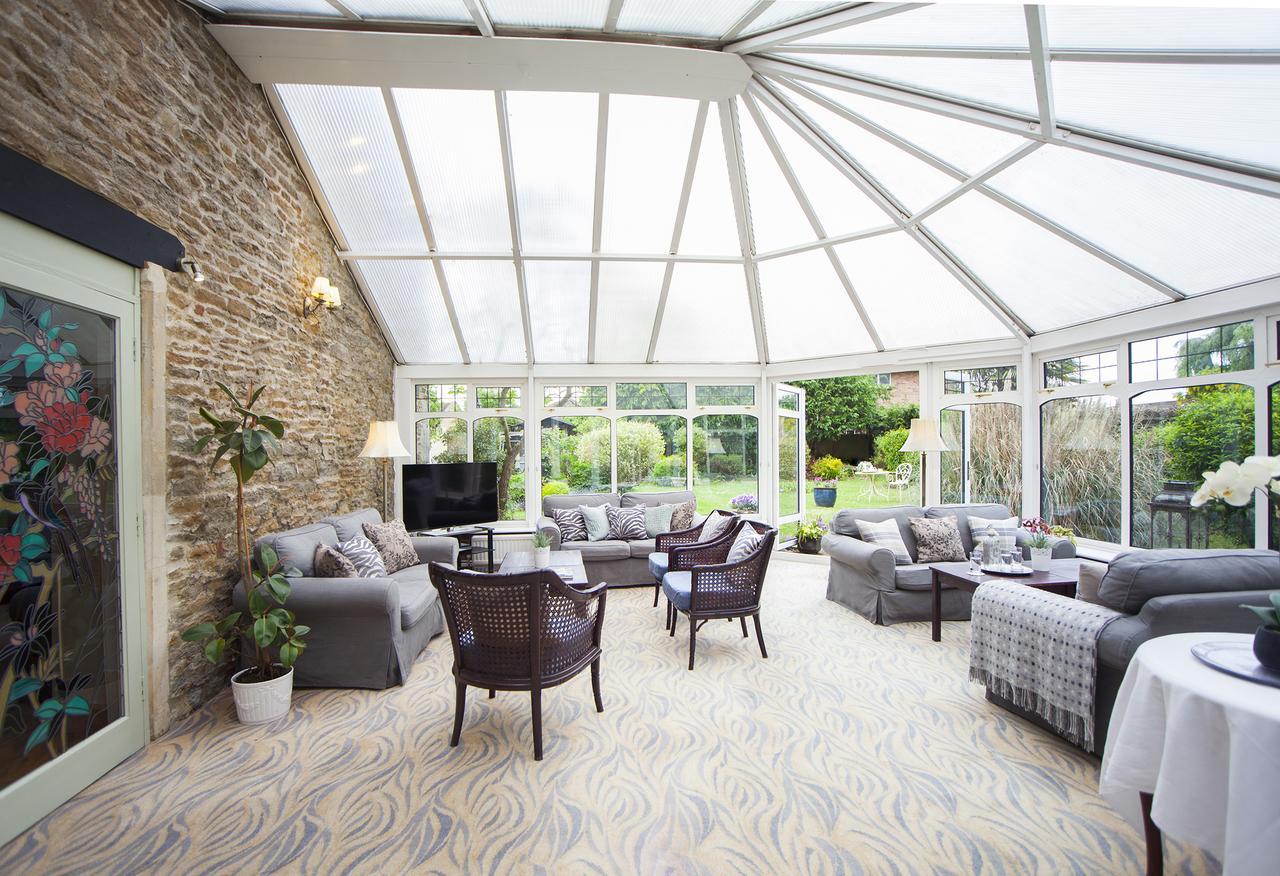 The Conigre Hotel Melksham Exterior foto